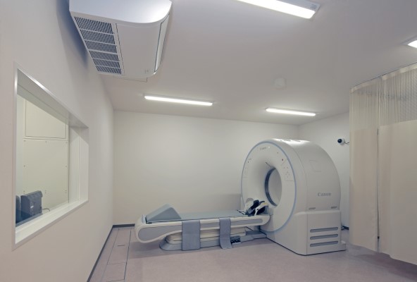 最新機器を備えたCT検査室